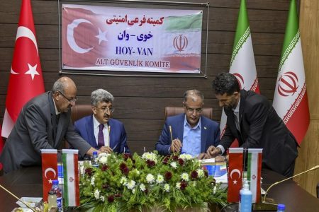 توافق مدیران مرزی ایران و ترکیه  تکمیل پایانه رازی-کاپی‌کوی