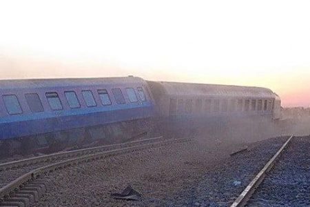 خروج قطار مسافربری طبس -یزد از ریل/۱۳ فوتی و 50 نفر مصدوم تاکنون