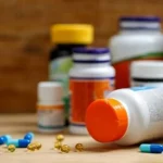 دارو‌های کمیاب در داروخانه نیستند، در فضای مجازی پیدا می‌شوند
